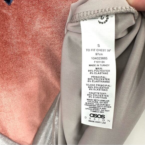 ASOS DESIGN co-ord oversized t-shirt in velour colour block Size S - Picture 4 of 6